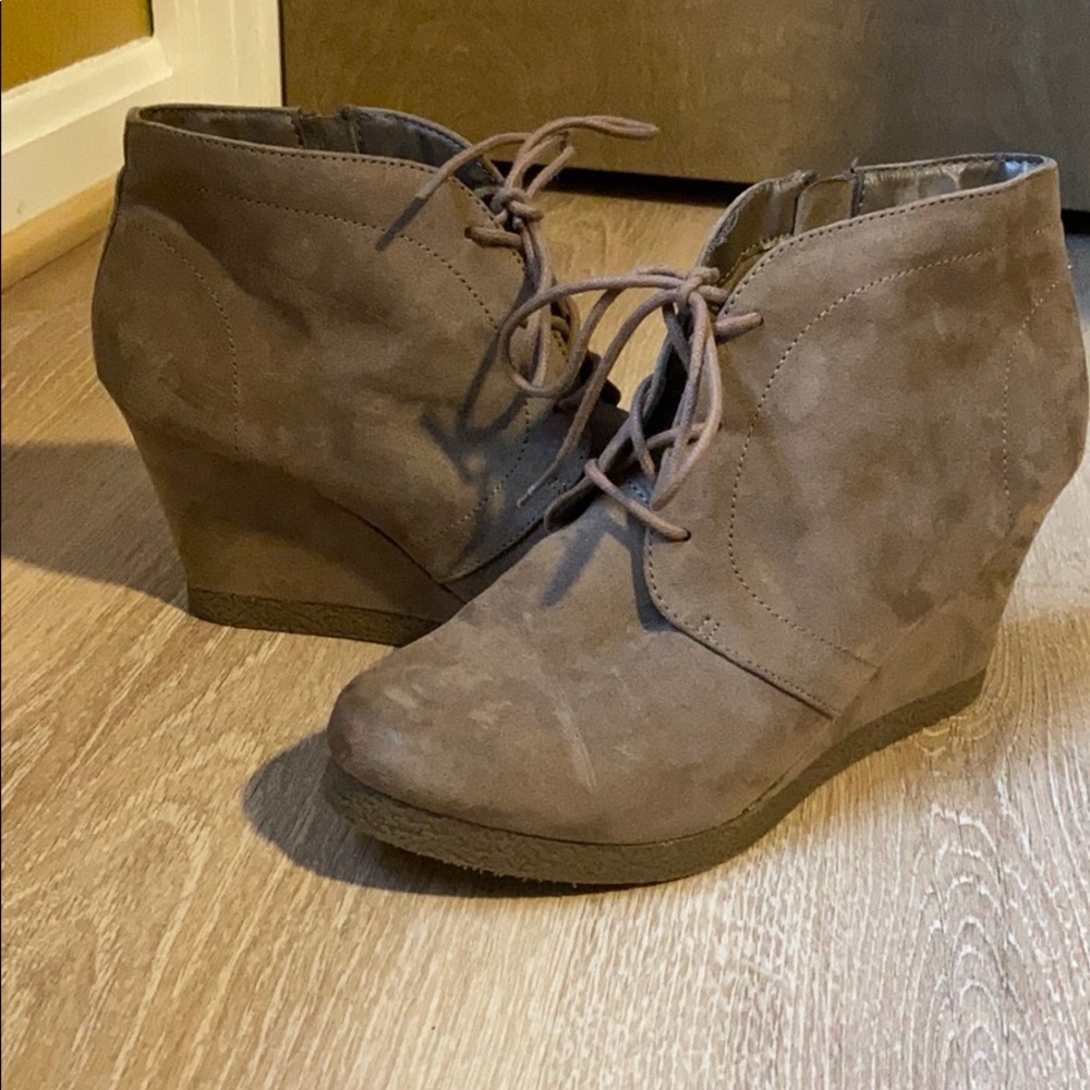 Medina Wedged Booties